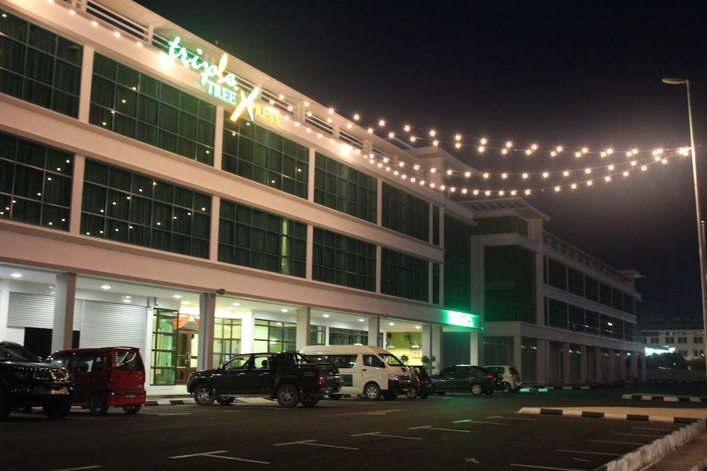 The Inn Bintulu Esterno foto