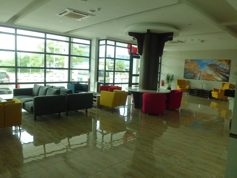 The Inn Bintulu Esterno foto