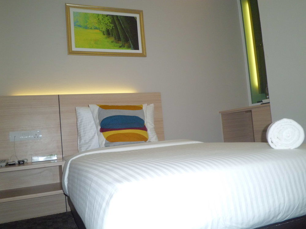 The Inn Bintulu Esterno foto